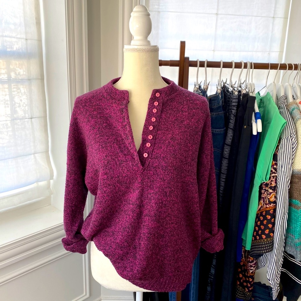 Vintage ❤️ Henley Style Sweater ❤️ Size Large